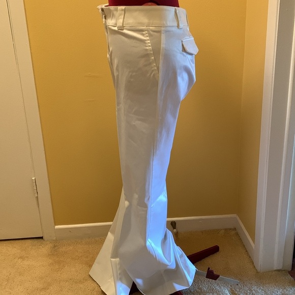 Women’s wide leg trousers with a sheen finish - Picture 4 of 10